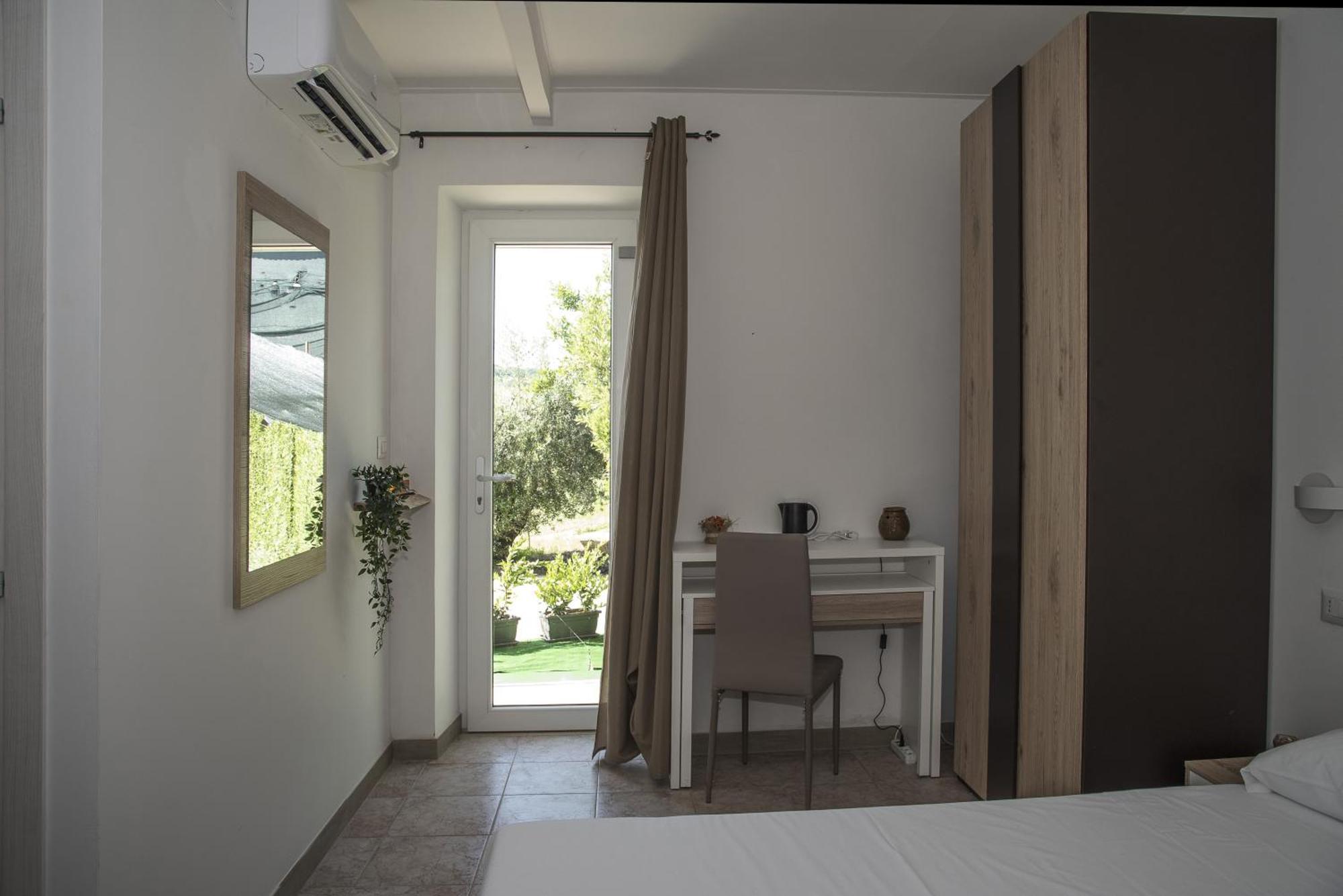 Queen Appartamenti E Camere Campofilone Exterior foto