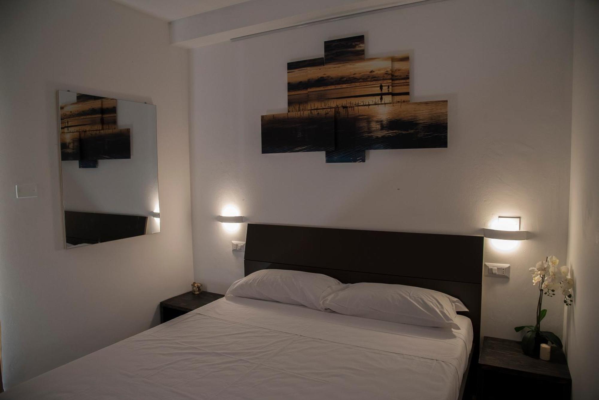 Queen Appartamenti E Camere Campofilone Exterior foto